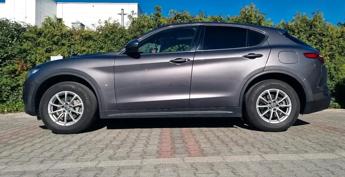 Gebraucht Alfa Romeo Stelvio 200 PS (147 kW) 2019 Grau SUV