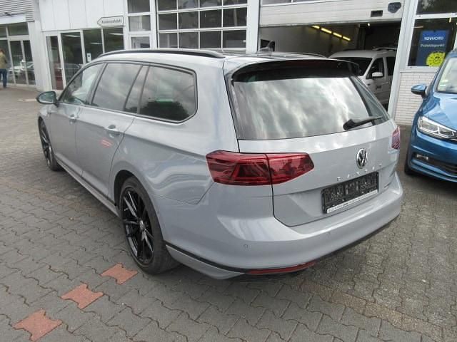 Gebraucht VW Passat Business 272 PS (200 kW) 2020 Scale silver metallic Kombi