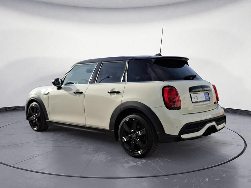 Gebraucht Mini Cooper S Classic 178 PS (130 kW) 2022 Weiß Kleinwagen