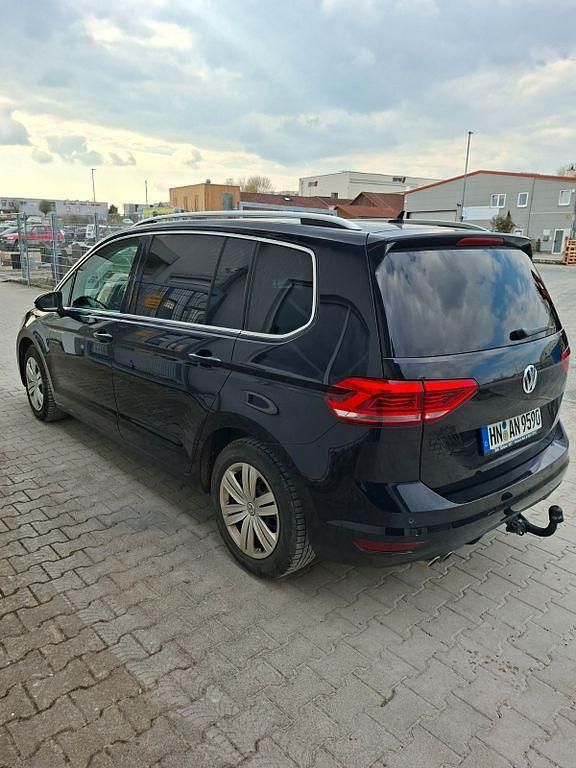 Gebraucht VW Touran Highline 190 PS (139 kW) 2017 Schwarz Van / Kleinbus
