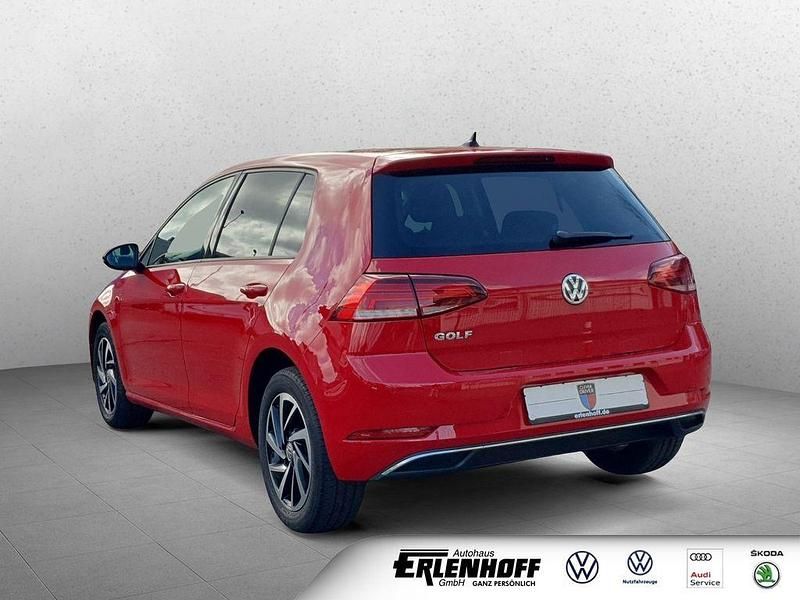 Gebraucht VW Golf VII Join 116 PS (85 kW) 2018 Rot Limousine