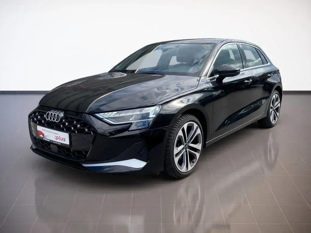 Gebraucht Audi A3 Advanced 150 PS (110 kW) 2025 Schwarz Limousine