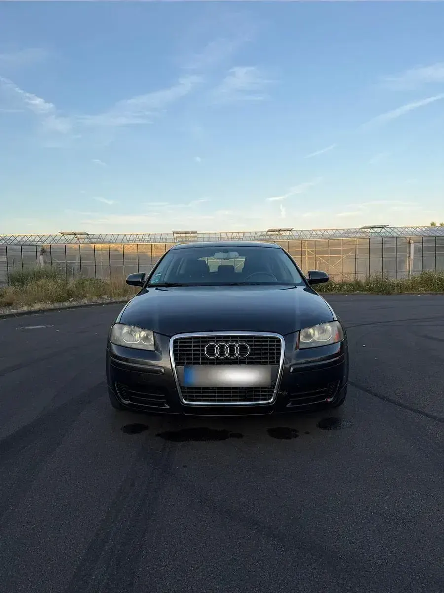 Gebraucht Audi A3 Ambiente 140 PS (102 kW) 2005 Grau Kleinwagen