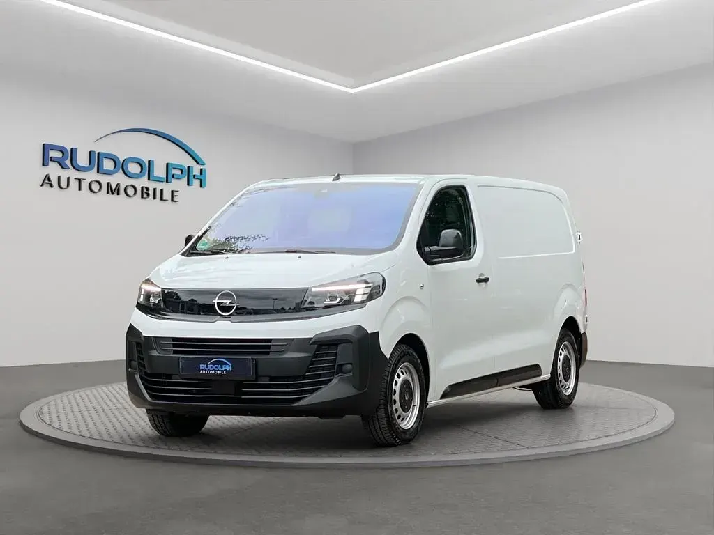 Usata Opel Vivaro 120 CV (88 kW) 2024 Bianco Monovolume