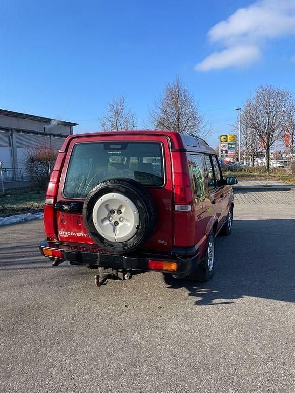 Gebraucht Land Rover Discovery 2 139 PS (102 kW) 2001 Rot SUV