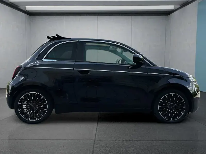 Gebraucht Fiat 500C La Prima 86 kW (118 PS) 2024 Schwarz Cabrio