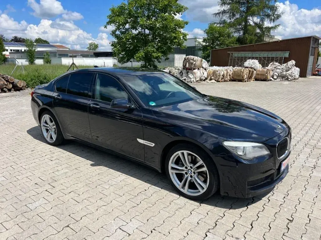 Gebraucht BMW 730L M Sport 245 PS (180 kW) 2011 Schwarz Limousine
