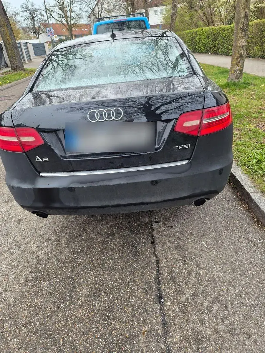 Używany Audi A6 170 KM (125 kW) 2010 Czarny Sedan/Limuzyna