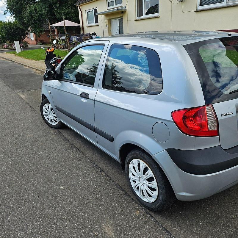 Silber Gebraucht 2006 Hyundai Getz Kleinwagen | 950 € (Guter Preis) - Bild 1/3