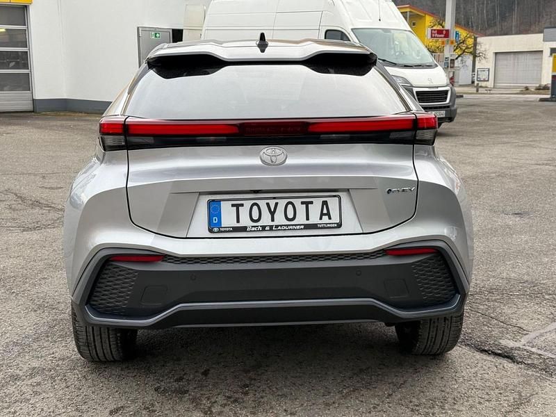 Gebraucht Toyota C-HR Team 223 PS (164 kW) 2025 Silber/schwarz SUV