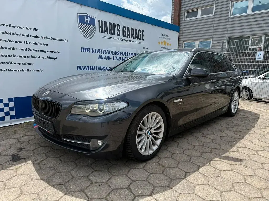 Gebraucht BMW 530 Performance 258 PS (189 kW) 2011 Grau Limousine