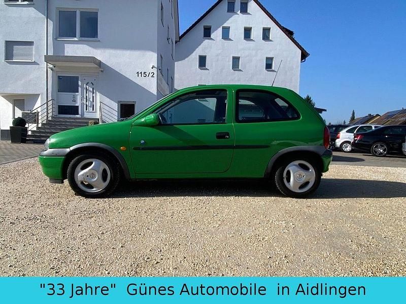 Gebraucht Opel Corsa 54 PS (39 kW) 1998 Grün Kleinwagen
