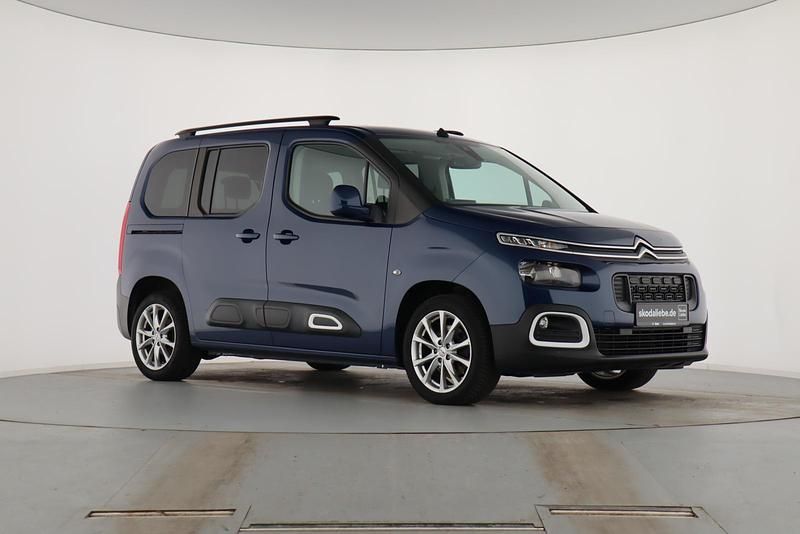 Gebraucht Citroën Berlingo Feel 131 PS (96 kW) 2019 Lackierung nachtblau/typ aussenverkleidung metalliclackierung Van / Kleinbus