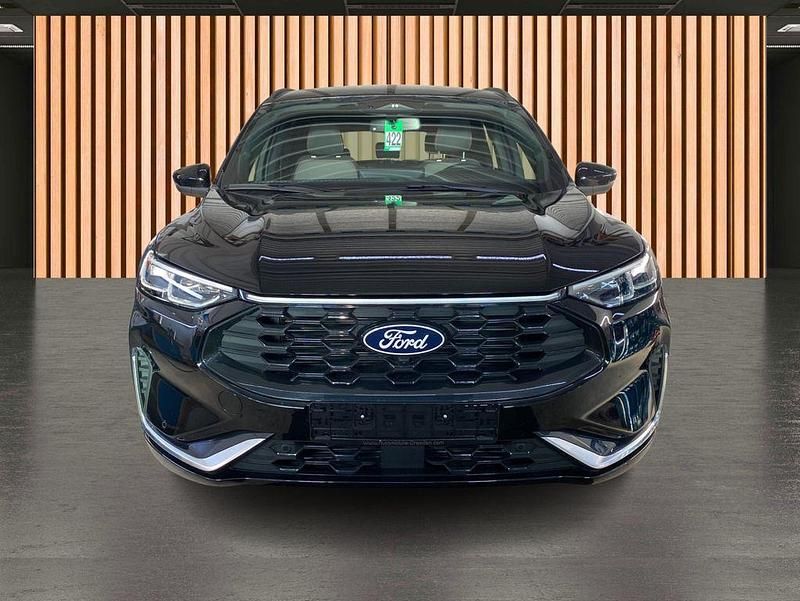 Gebraucht Ford Kuga ST-Line X 186 PS (136 kW) 2025 Schwarz SUV