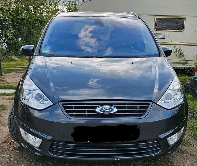 Gebraucht Ford Galaxy Titanium 130 PS (95 kW) 2010 Andere farben Van / Kleinbus