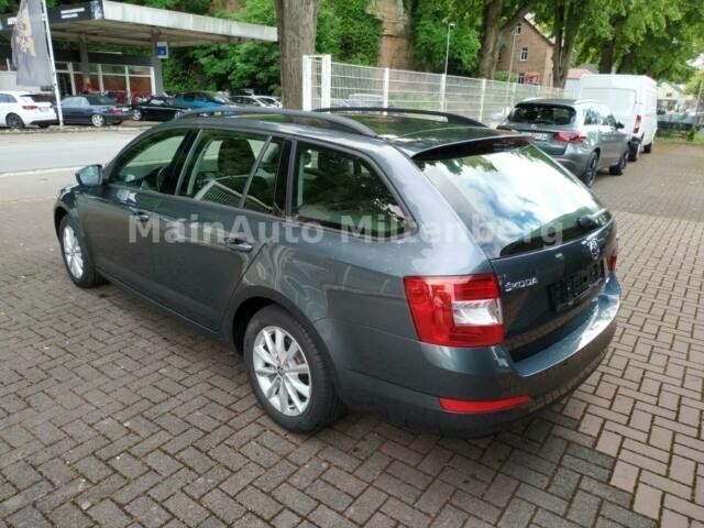 Gebraucht Skoda Octavia G-TEC Ambition 110 PS (80 kW) 2016 Grau metallic Kombi
