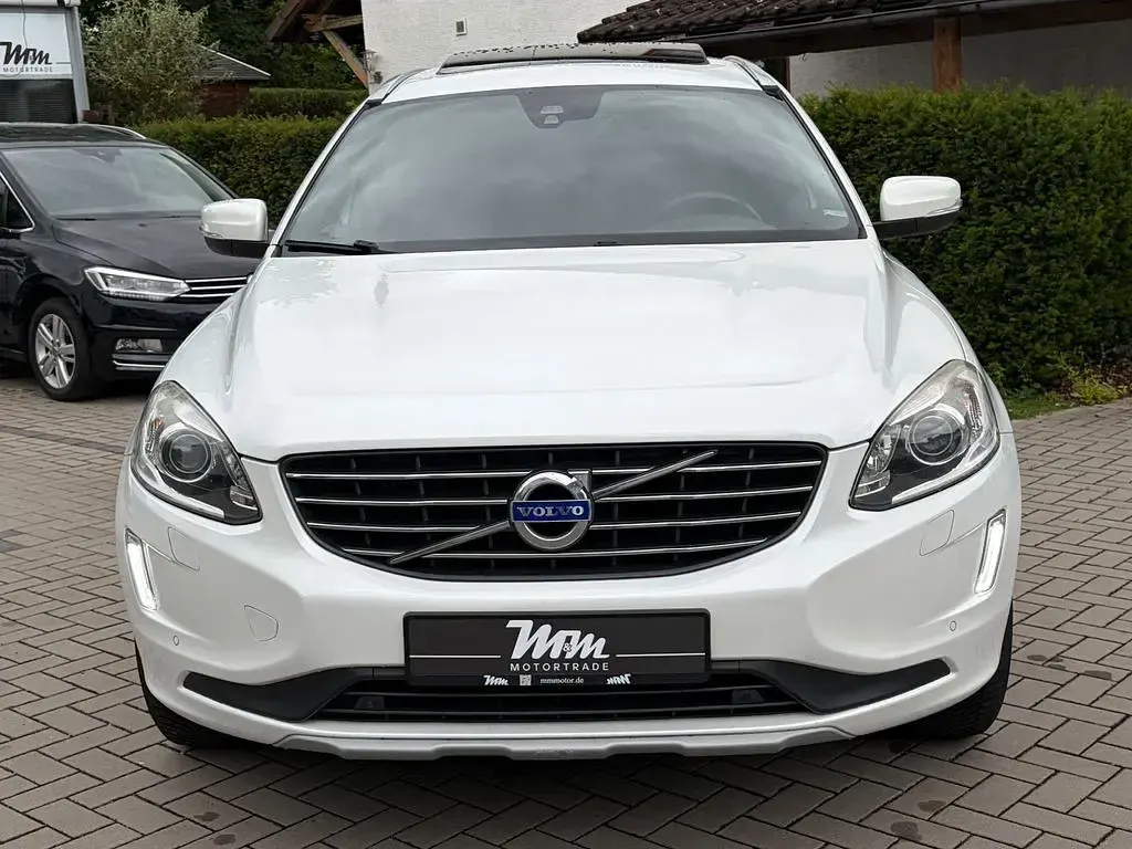 Gebraucht Volvo XC60 Summum 190 PS (139 kW) 2017 Weiß SUV