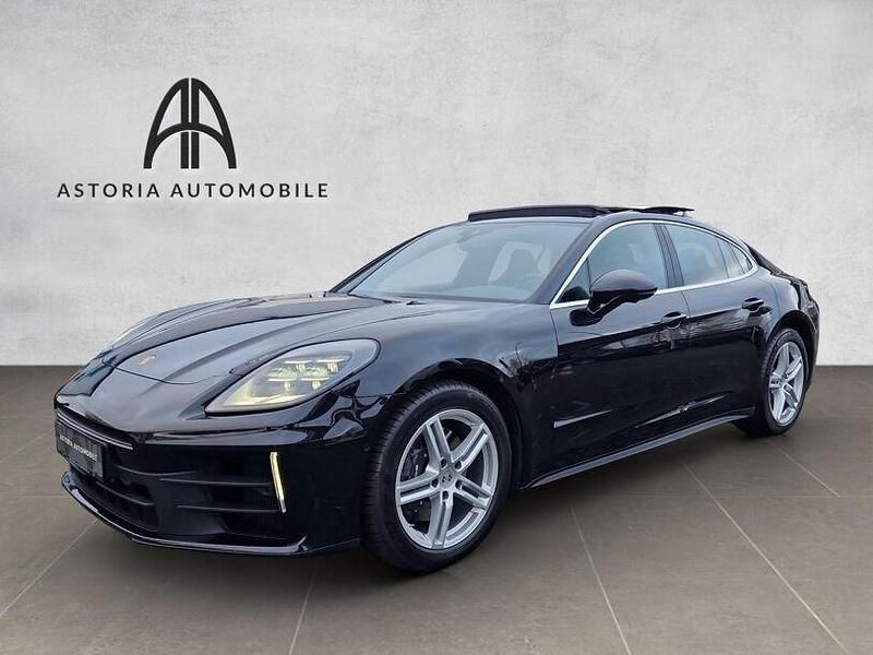 Gebraucht Porsche Panamera 354 PS (260 kW) 2024 Tiefschwarz Limousine