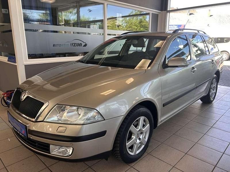 Beige Gebraucht 2006 Skoda Octavia Kombi | 4.590 € (Etwas zu teuer) - Bild 1/3
