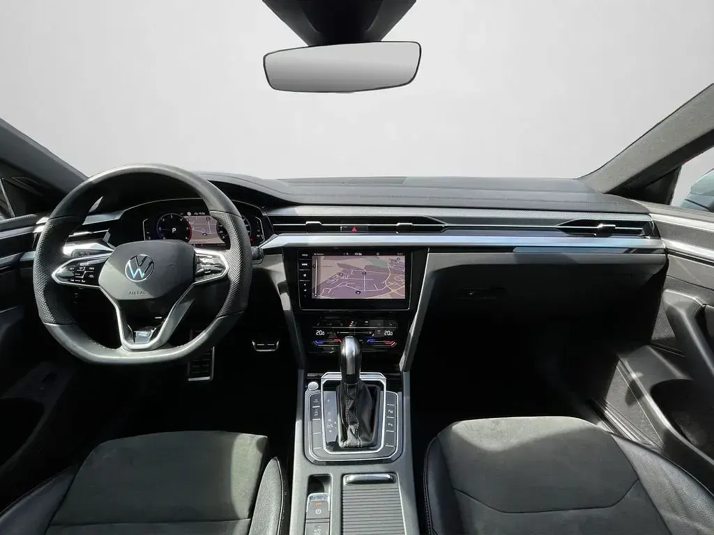 Gebraucht VW Arteon R-line 200 PS (147 kW) 2022 Pyritsilber metallic (metallic) Limousine