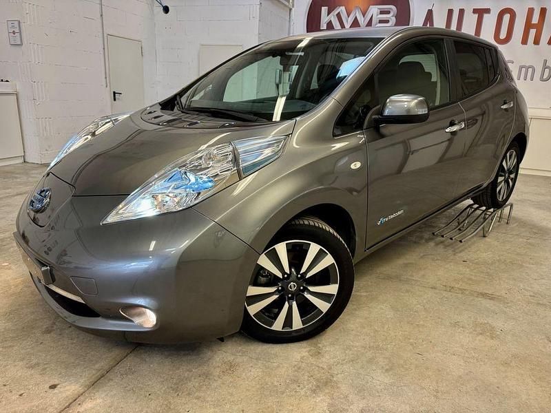 Grau Gebraucht 2017 Nissan Leaf 360º Kleinwagen | 8.400 € (Guter Preis) - Bild 1/4
