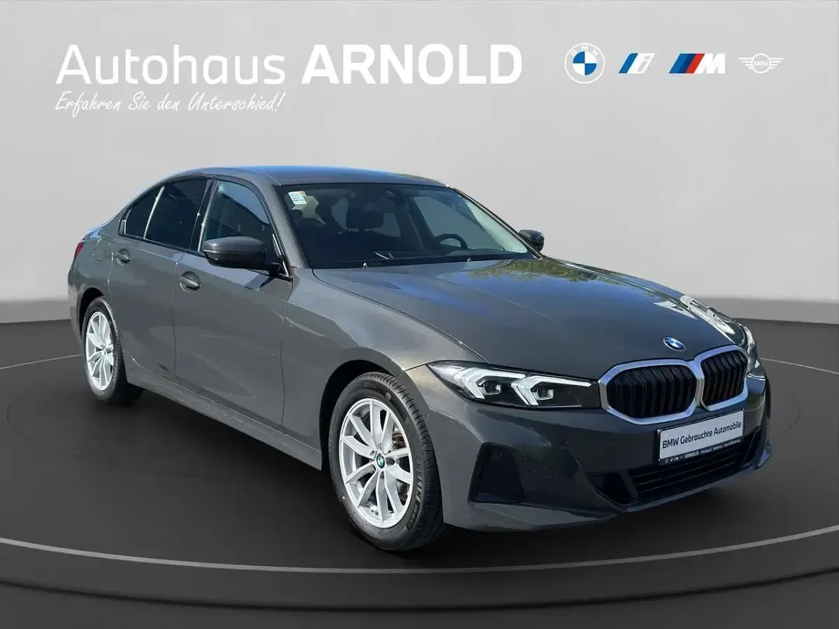Brugt BMW 318 150 HK (110 kW) 2023 Grå Sedan