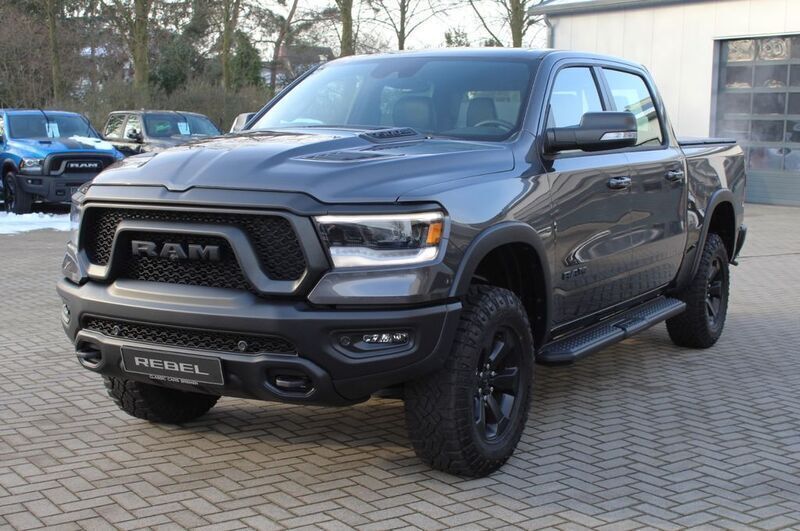 Schwarz Neu 2025 Dodge Ram Abholung | 79.900 € (Superpreis) - Bild 1/4