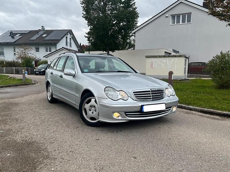 Silber Gebraucht 2005 Mercedes C180 Kombi | 1.850 € (Guter Preis) - Bild 1/4