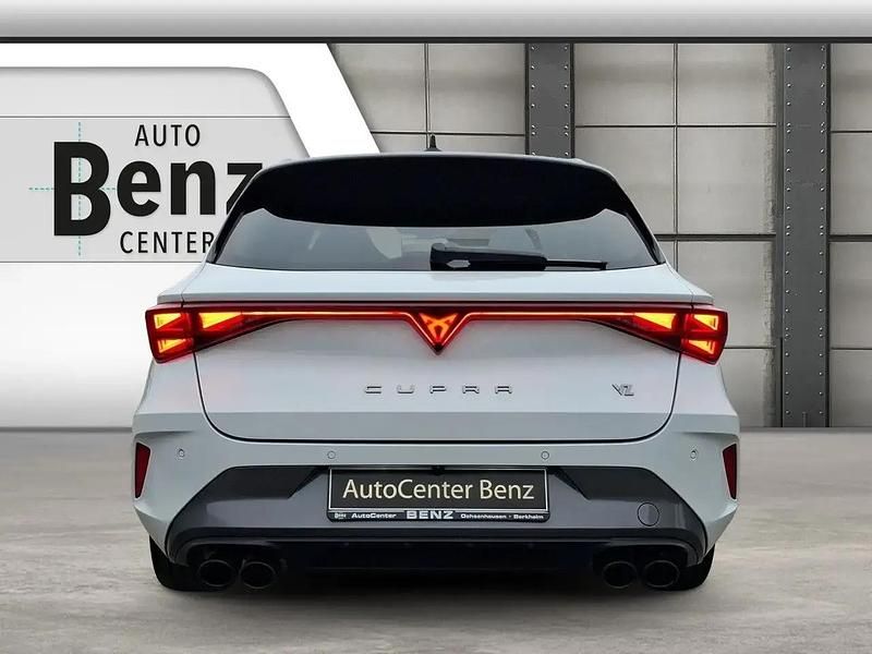 Gebraucht Cupra Leon VZ 333 PS (244 kW) 2025 Weiß Kombi
