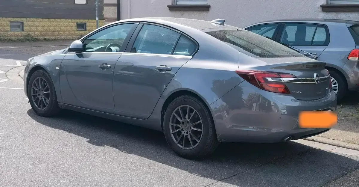 Gebraucht Opel Insignia 170 PS (125 kW) 2017 Grau Limousine