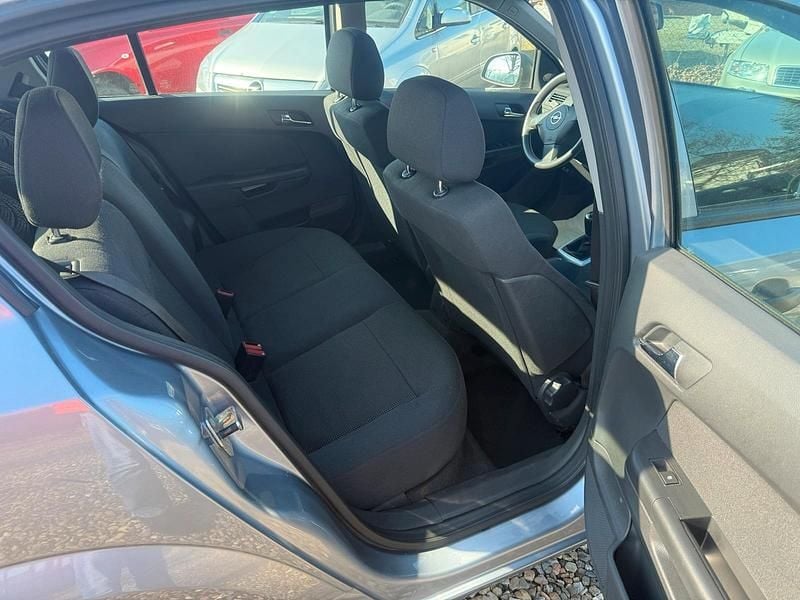 Gebraucht Opel Astra 90 PS (66 kW) 2009 Blau Limousine