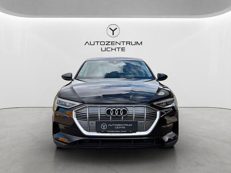 Gebraucht Audi e-tron 230 kW (313 PS) 2022 Schwarz SUV