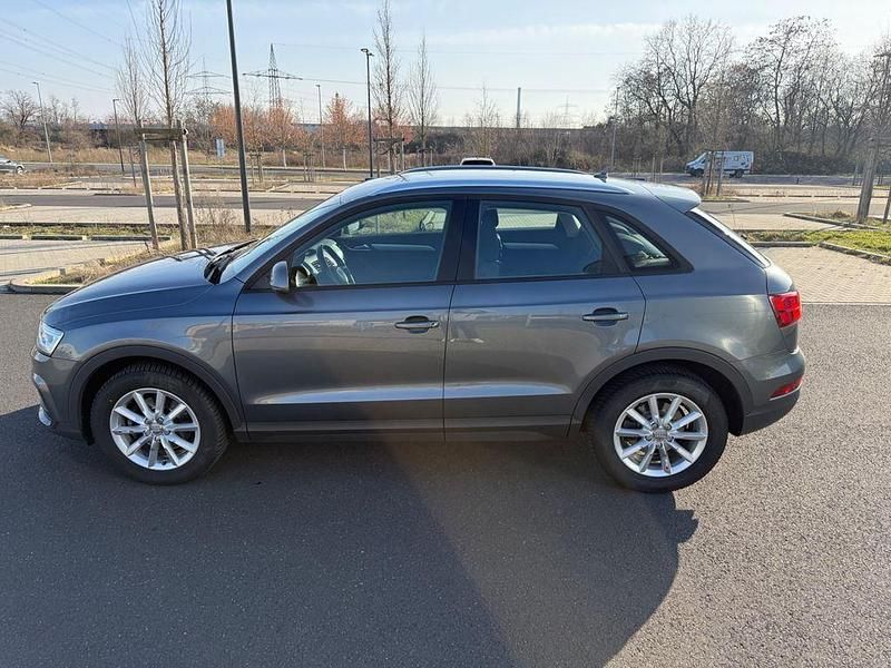 Gebraucht Audi Q3 Ambiente 150 PS (110 kW) 2016 Grau SUV