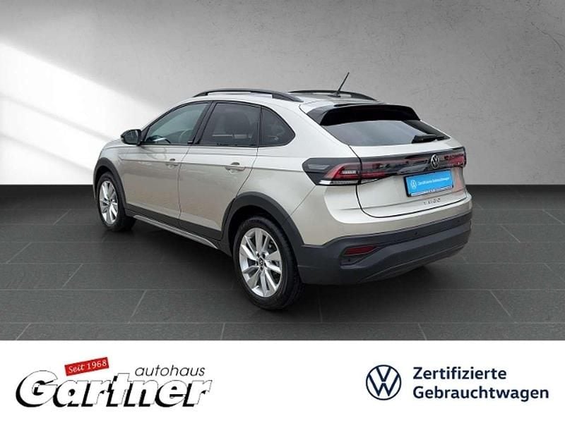 Gebraucht VW Taigo Move 110 PS (80 kW) 2023 Silber (ivory silver metallic) SUV