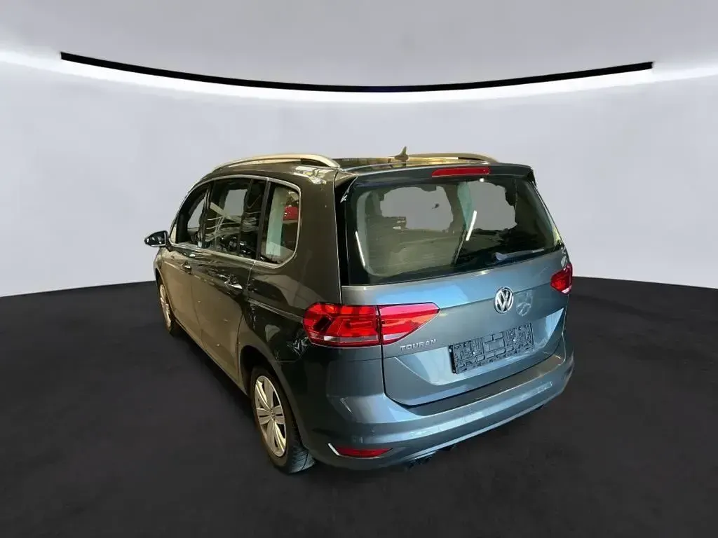 Gebraucht VW Touran Highline 150 PS (110 kW) 2017 Grau Van / Kleinbus