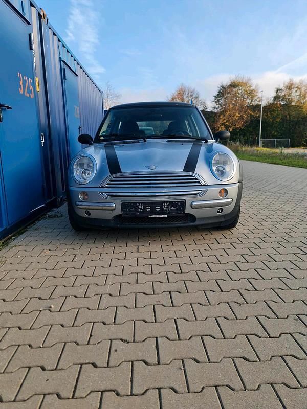 Grau Gebraucht 2003 Mini ONE Kleinwagen | 1.250 € - Bild 1/4