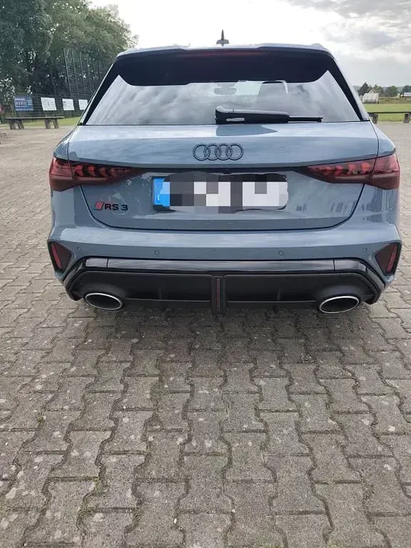 Gebraucht Audi RS3 Sport 400 PS (294 kW) 2025 Grau Limousine