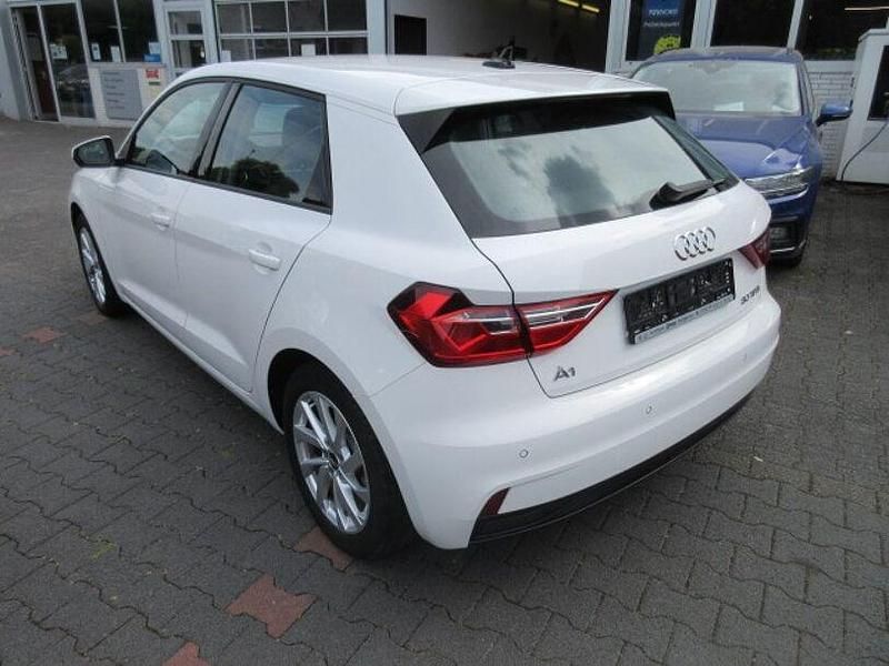 Gebraucht Audi A1 Sportback Advanced 110 PS (80 kW) 2022 Cortinaweiß Kleinwagen