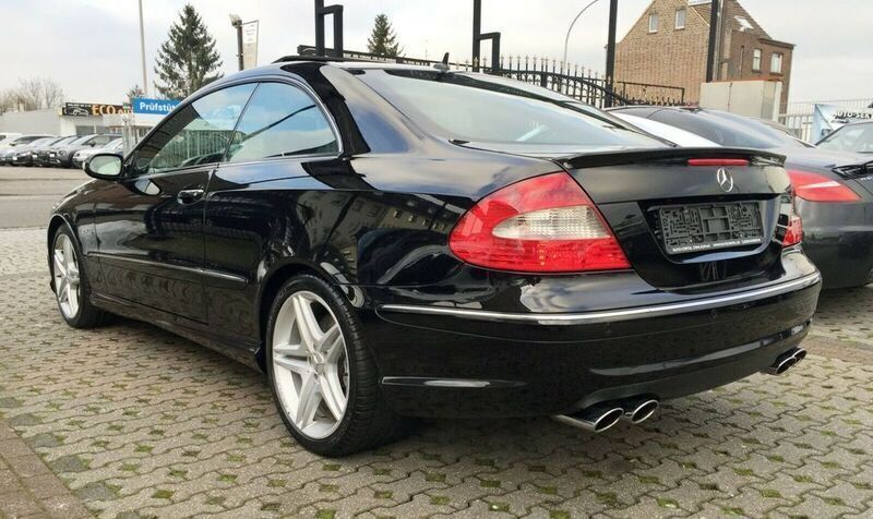 Gebraucht Mercedes CLK63 AMG AMG 481 PS (353 kW) 2008 Schwarz metallic Coupé