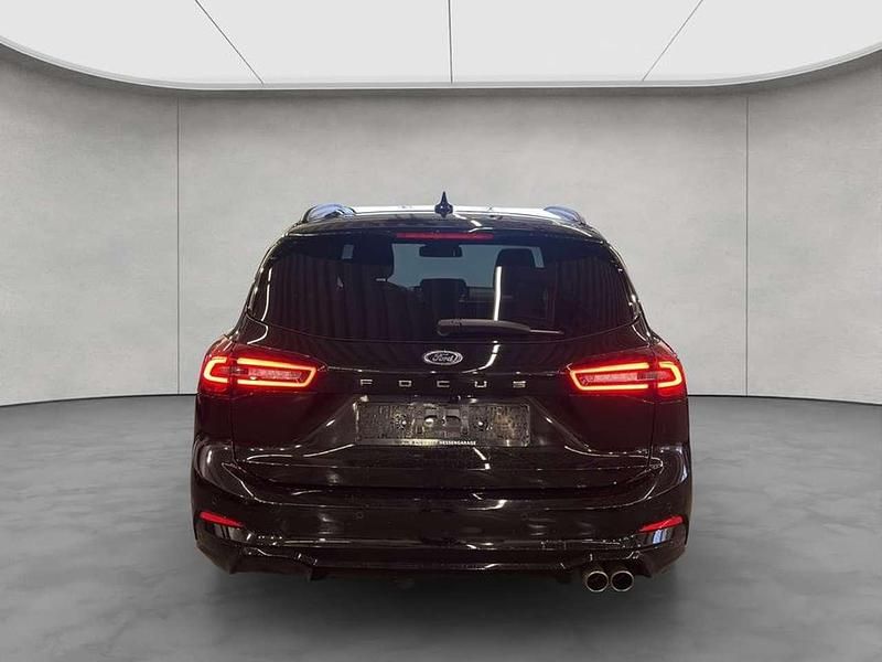 Gebraucht Ford Focus ST-Line X 155 PS (114 kW) 2024 Agate black metallic Kombi