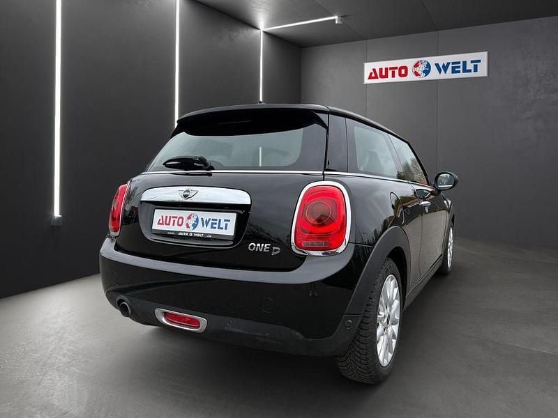 Second-hand Mini Metropolitan 95 CP (69 kW) 2014 Negru Berlinǎ