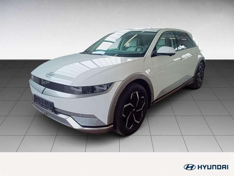 Atlas white / sol Gebraucht 2024 Hyundai Ioniq 6 Limousine | 37.970 € (Fairer Preis) - Bild 1/4