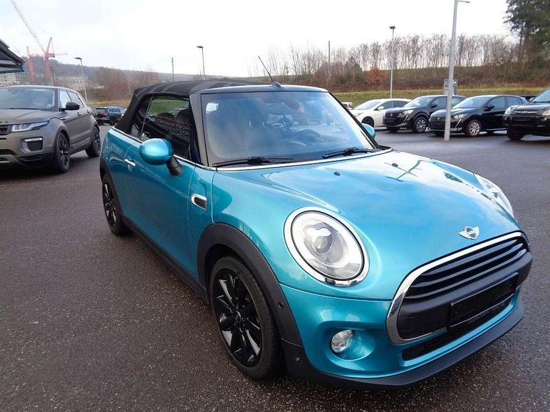 Gebraucht Mini One Cabriolet 102 PS (75 kW) 2016 Caribbean aqua Cabrio
