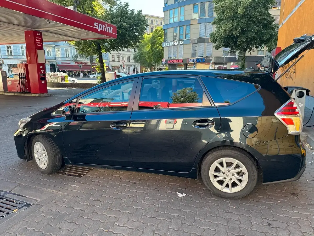 Gebraucht Toyota Prius+ Plus 136 PS (100 kW) 2021 Schwarz Van / Kleinbus
