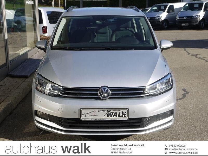 Gebraucht VW Touran Comfortline 116 PS (85 kW) 2020 Silber Van / Kleinbus