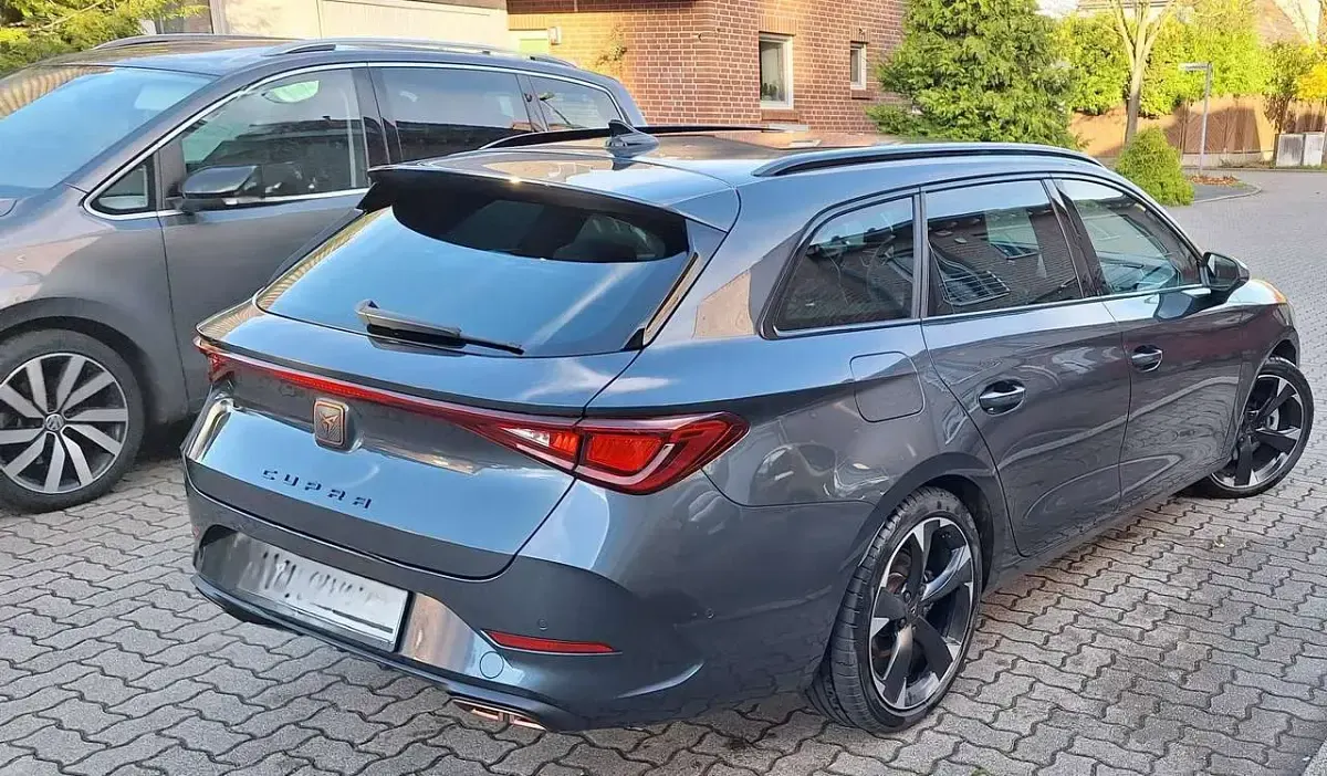 Gebraucht Cupra Leon 204 PS (150 kW) 2023 Grau Kombi