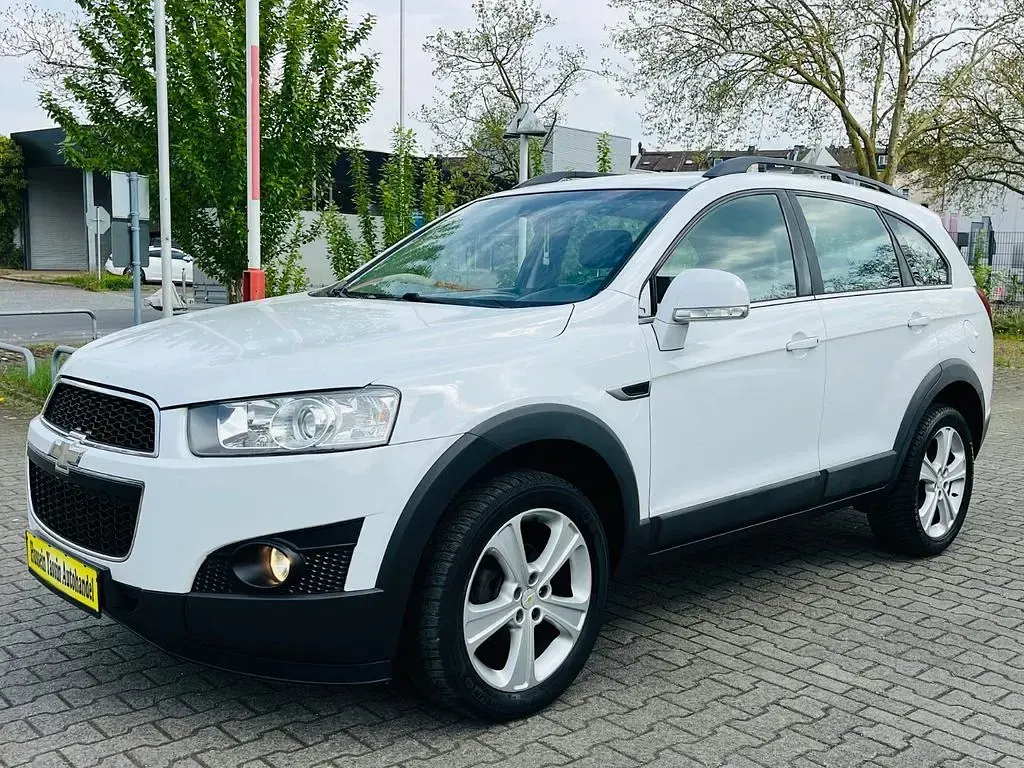 Gebraucht Chevrolet Captiva LT 167 PS (122 kW) 2012 Weiß SUV