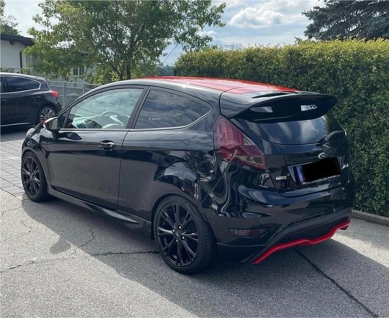 Gebraucht Ford Fiesta ST 140 PS (102 kW) 2017 Schwarz Kleinwagen