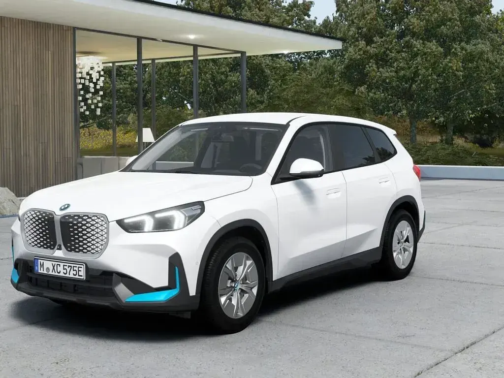 Używany BMW iX1 Performance 230 kW (313 KM) 2024 Biały SUV
