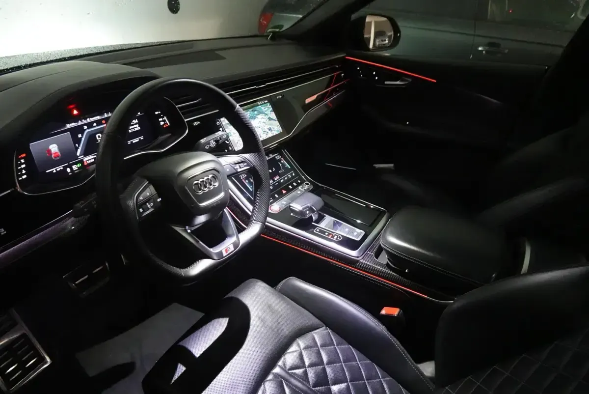Gebraucht Audi SQ8 Advanced Plus 438 PS (322 kW) 2020 Schwarz SUV